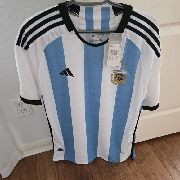 Argentina Soccer Jersey - Picture 1 of 3